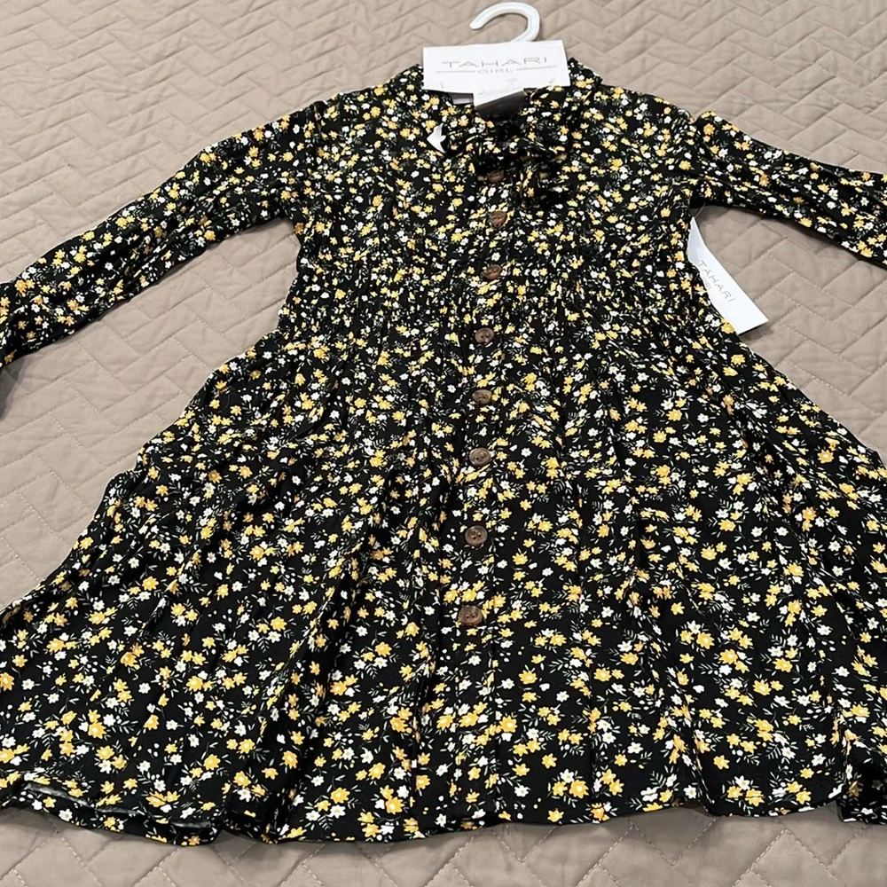 TAHARI Girls Printed Woven Dress With Scrunchie / NWT/ Size 6